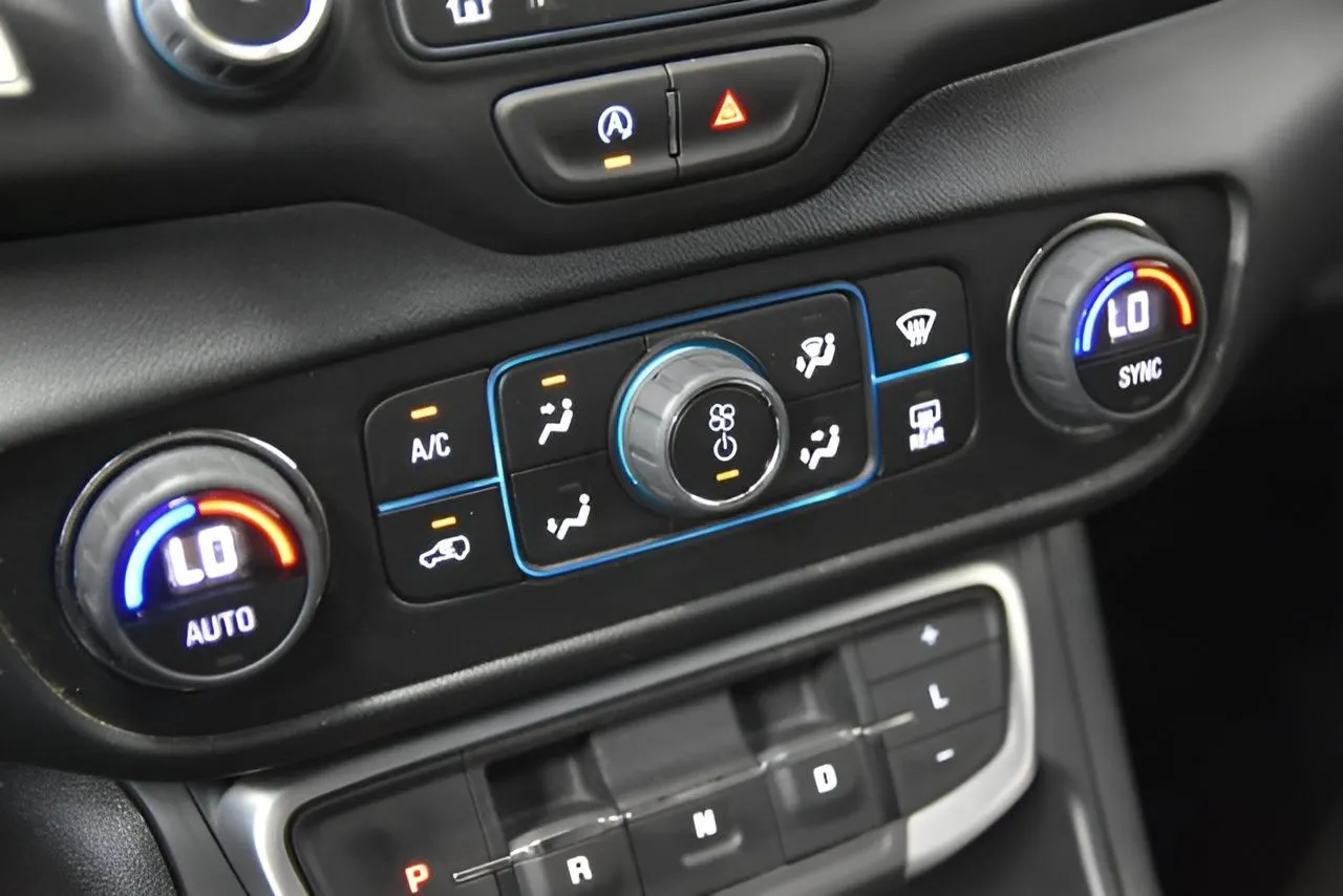 2023 Gmc Terrain SLT photo 37