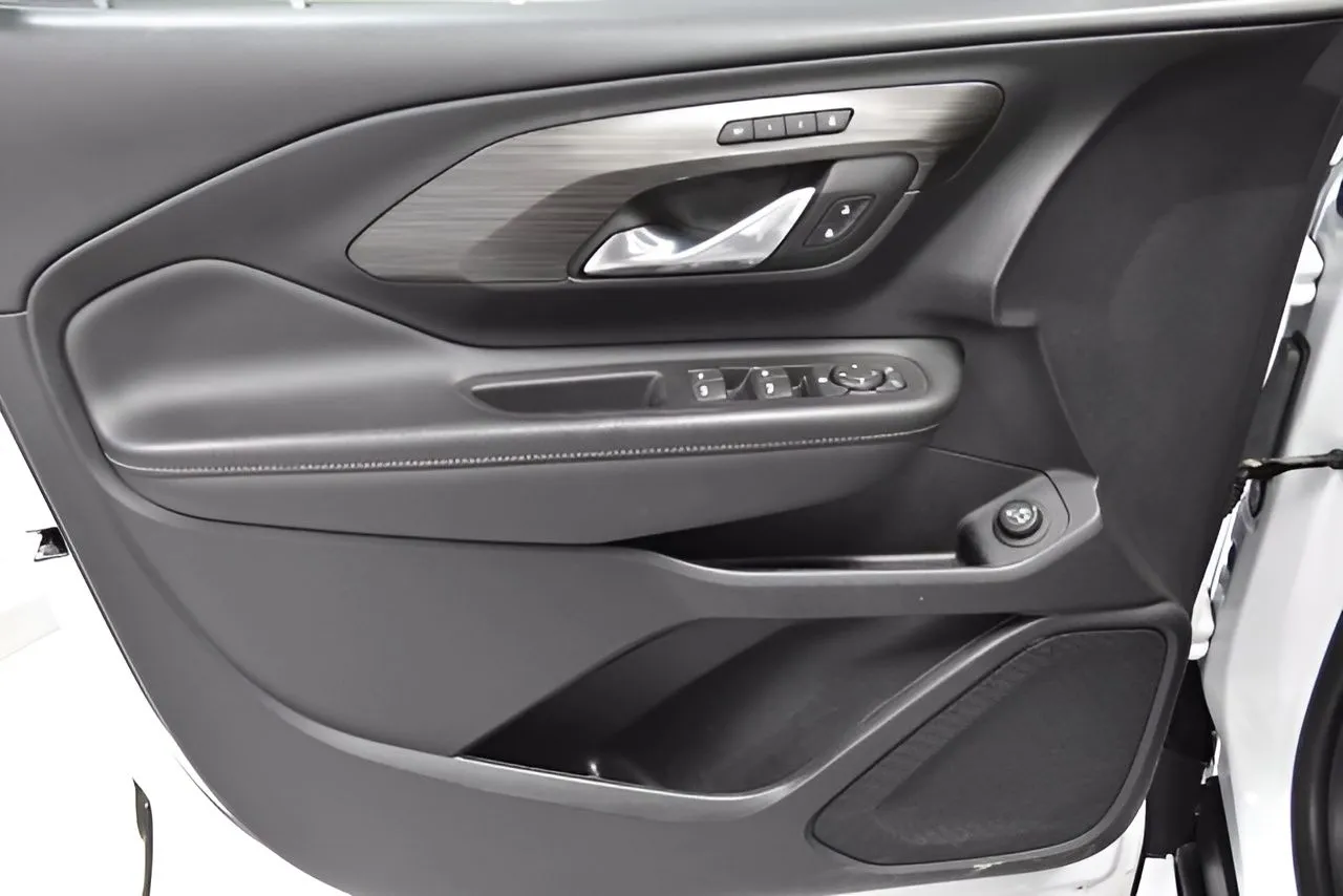 2023 Gmc Terrain SLT photo 32