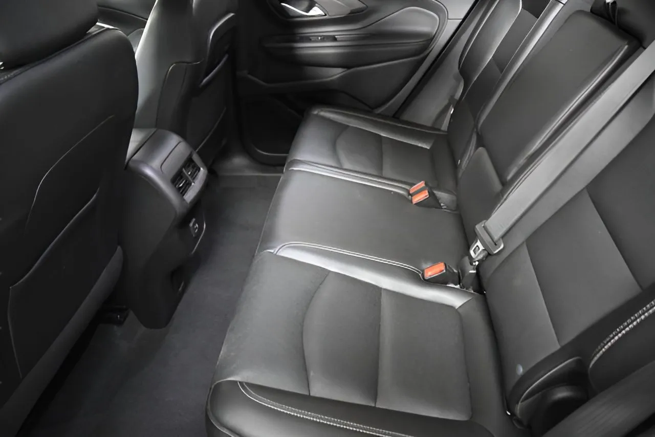 2023 Gmc Terrain SLT photo 11