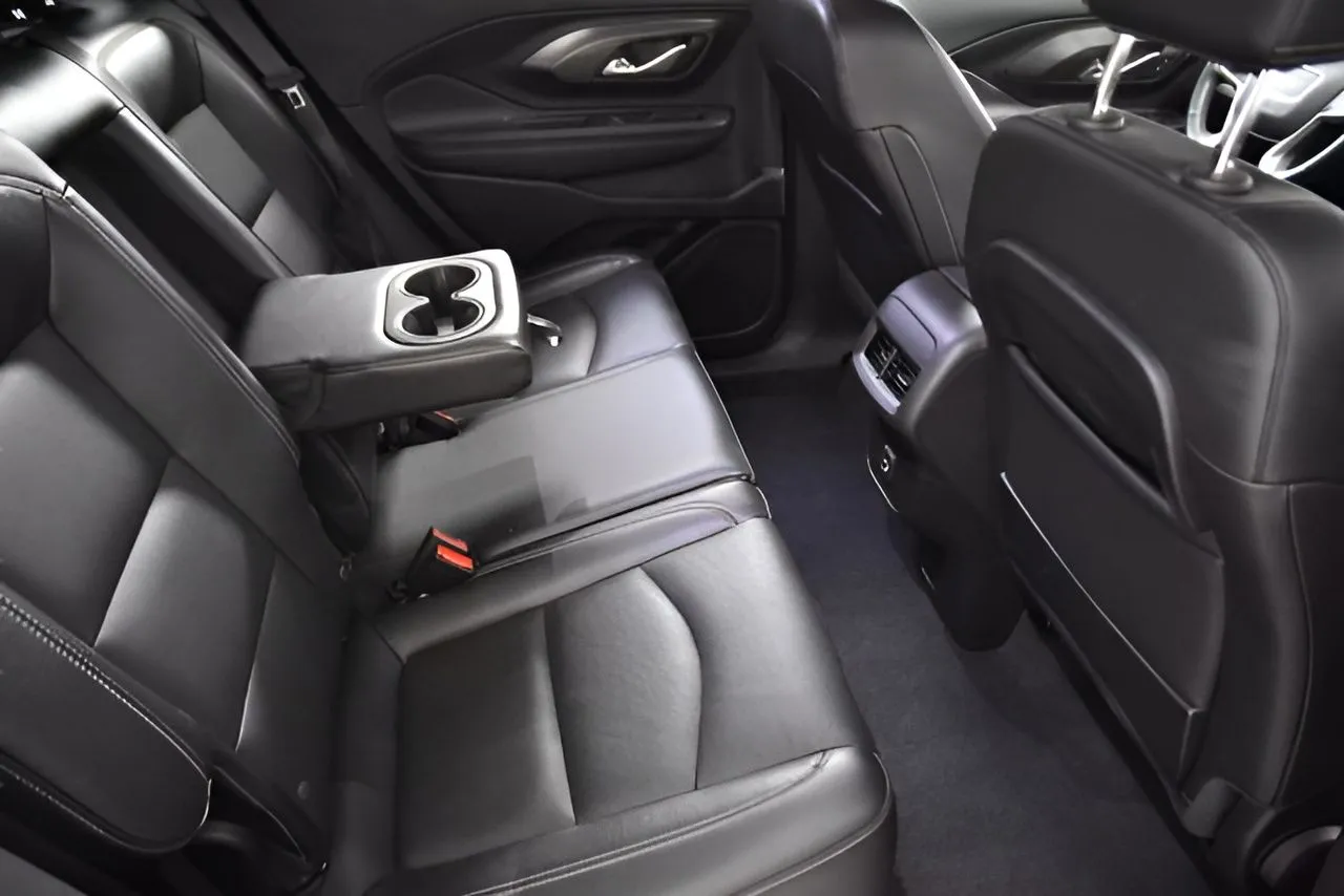2023 Gmc Terrain SLT photo 12