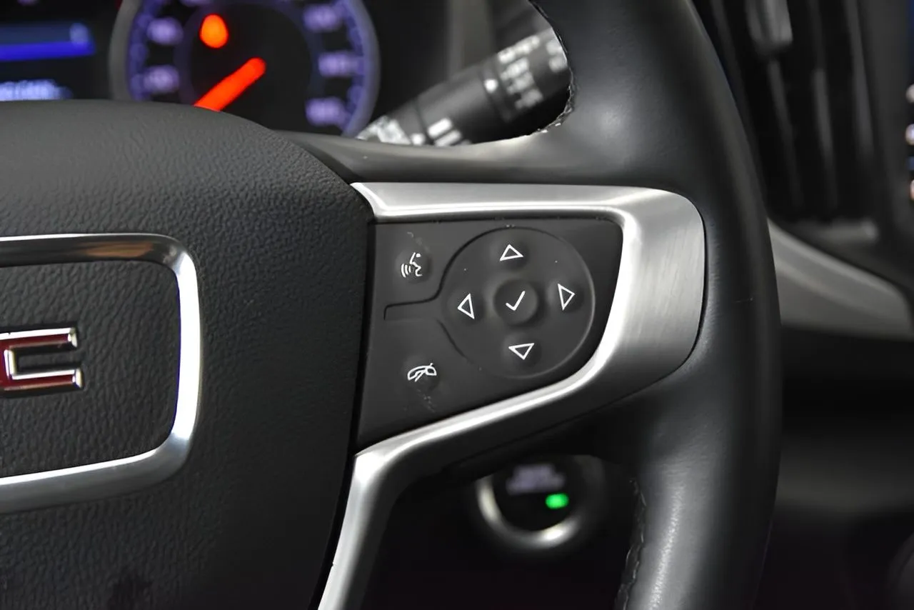 2023 Gmc Terrain SLT photo 35