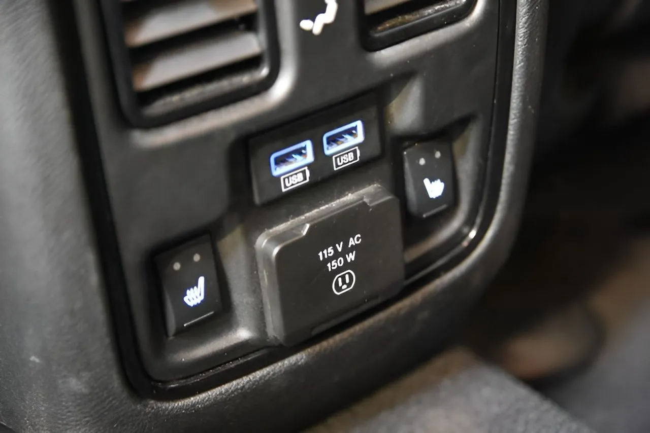 2023 Dodge Durango GT Plus photo 12