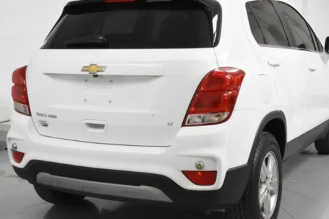 Another view of 2019 Chevrolet Trax LT for sale in McAllen, TX at Trevinos Auto Mart