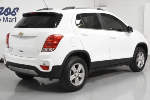Photos of 2019 Chevrolet Trax LT for sale in McAllen, TX at Trevinos Auto Mart