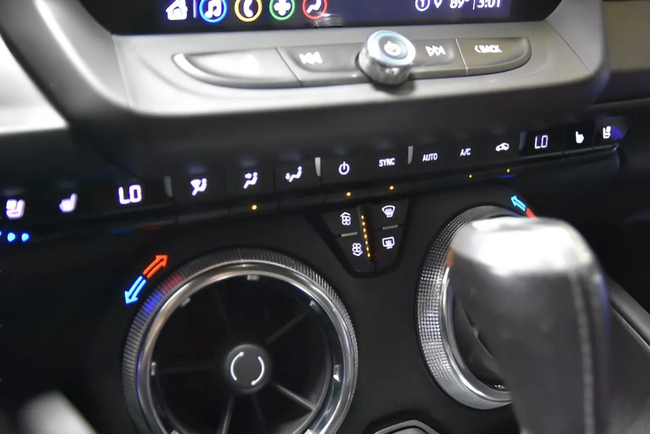 2021 Chevrolet Camaro 2SS photo 21