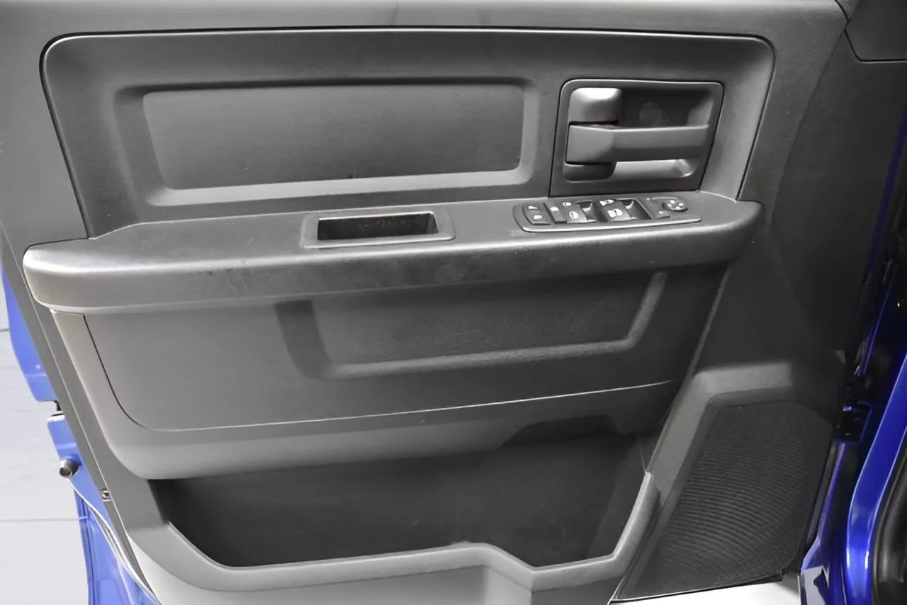2018 Ram 1500 Express photo 30