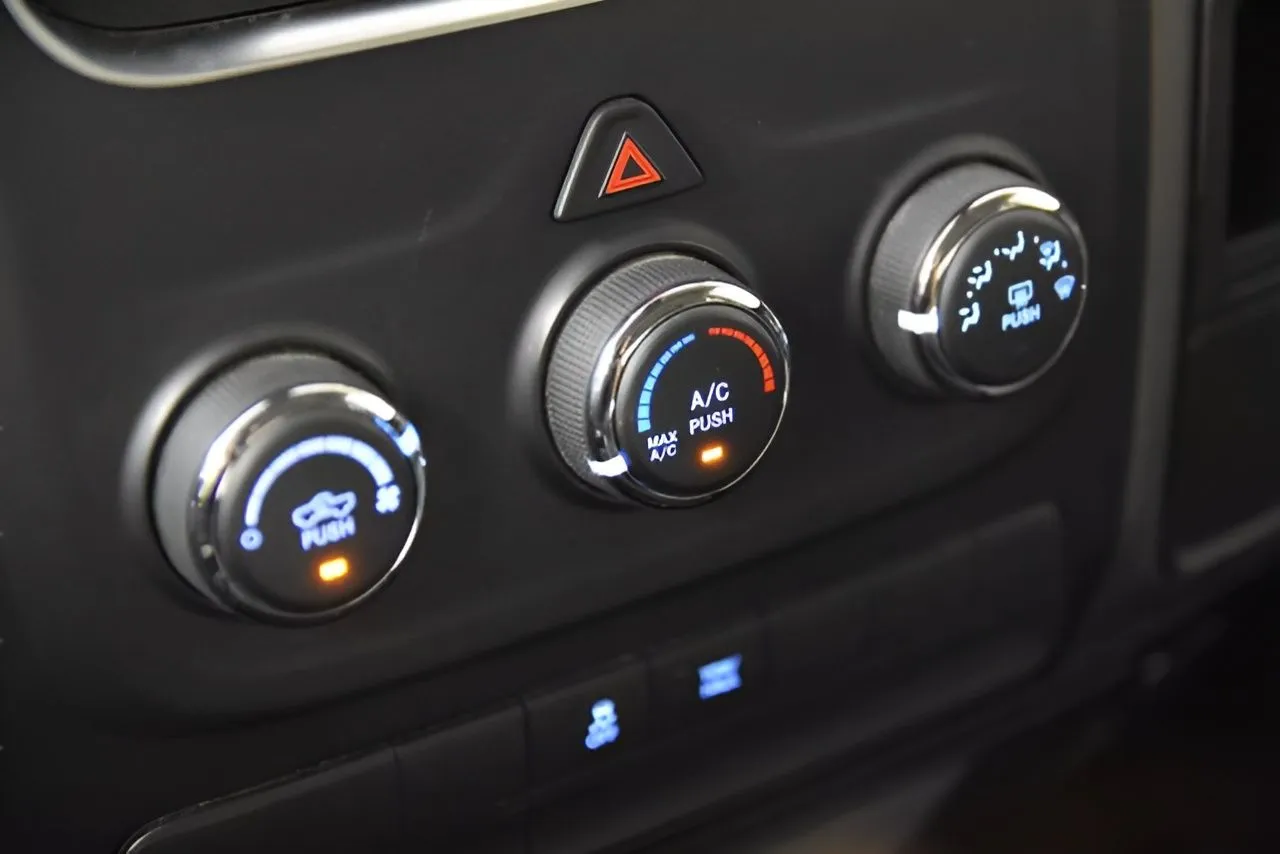 2018 Ram 1500 Express photo 35