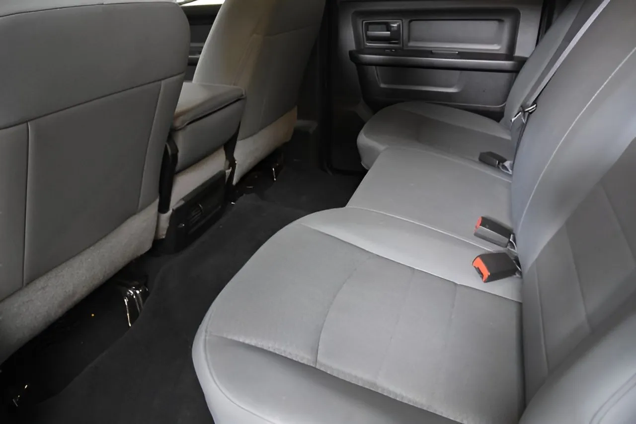 2018 Ram 1500 Express photo 11