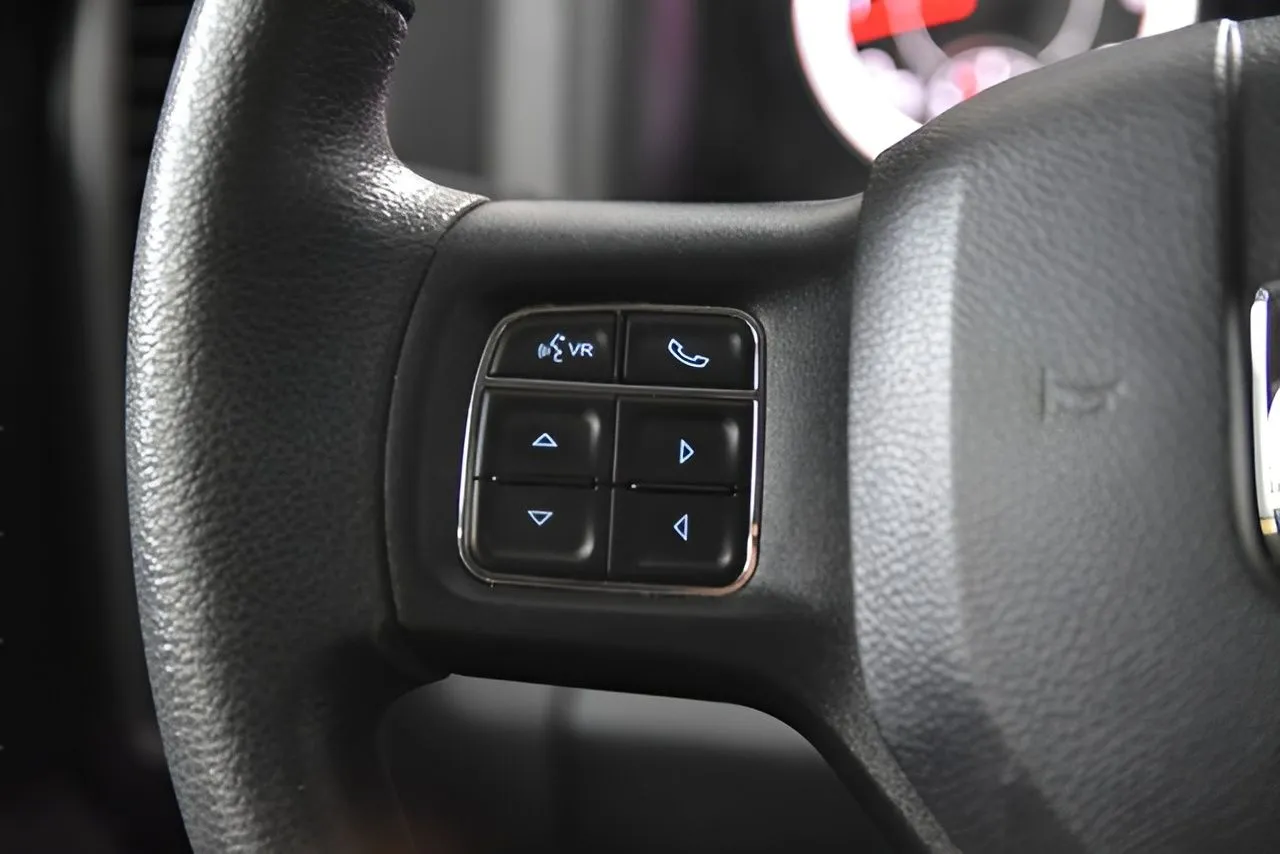 2018 Ram 1500 Express photo 7