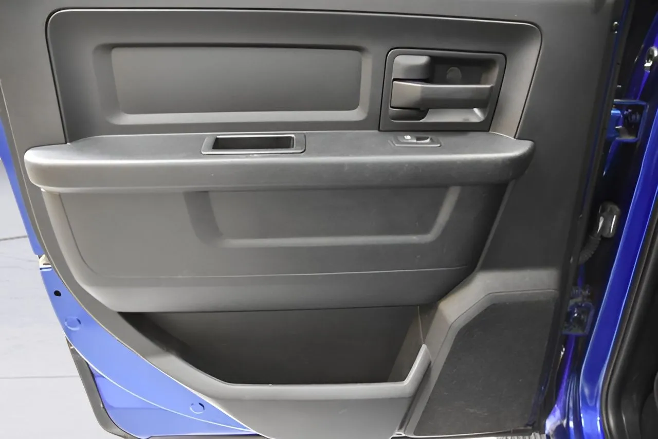2018 Ram 1500 Express photo 5