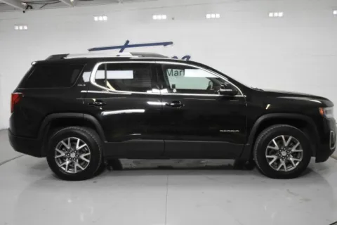 More photos of 2023 GMC Acadia SLT at Trevinos Auto Mart, TX