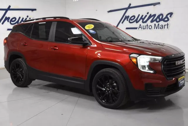 Red 2023 GMC Terrain SLE for sale in McAllen, TX