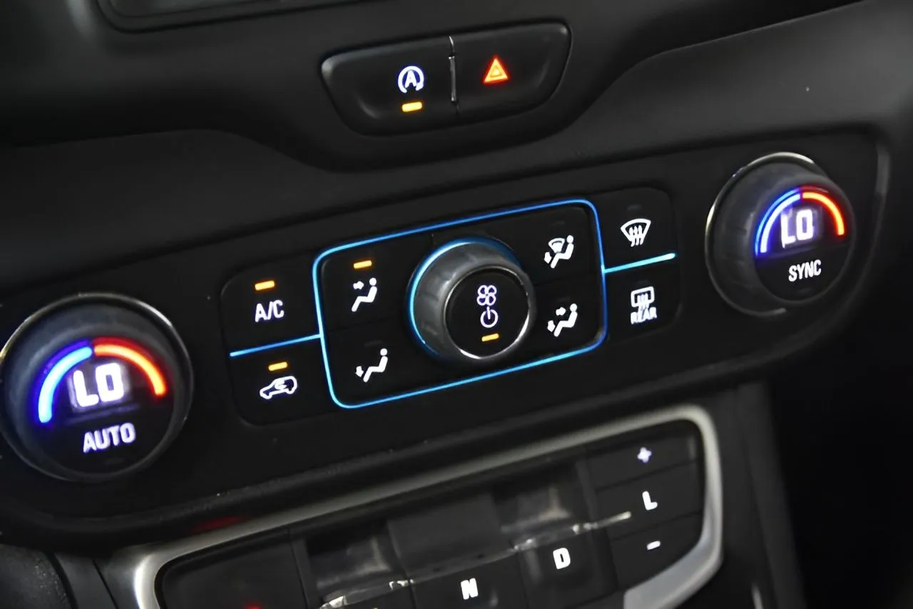 2023 Gmc Terrain SLE photo 33