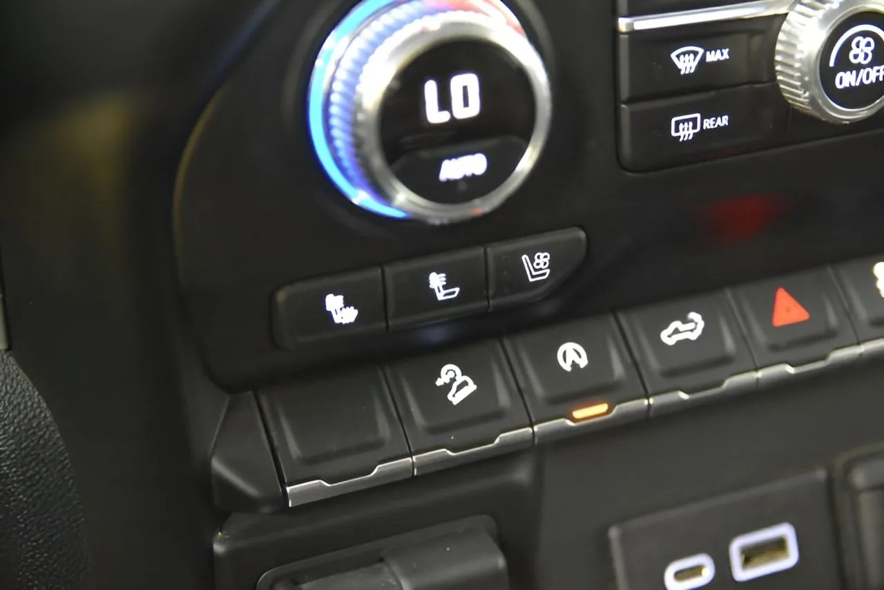 2019 Gmc Sierra 1500 SLT photo 39