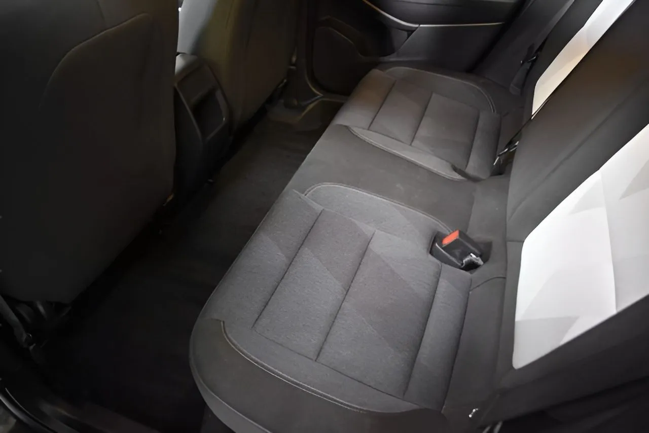 2024 Chevrolet Trax LS photo 9