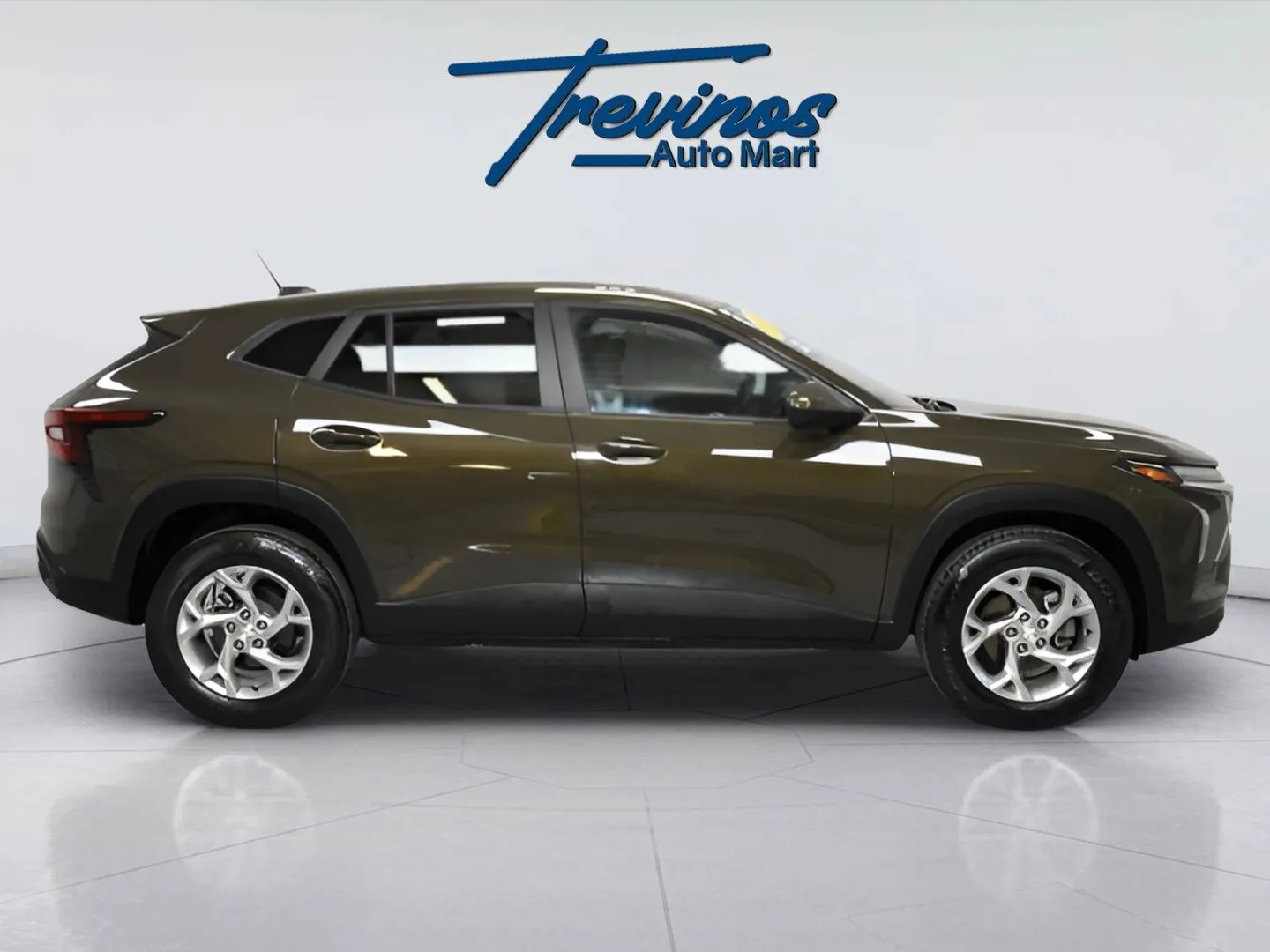 2024 Chevrolet Trax LS photo 12