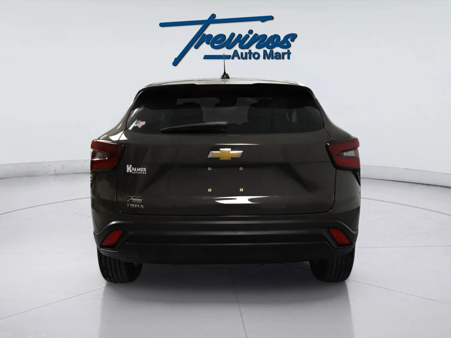 2024 Chevrolet Trax LS photo 4