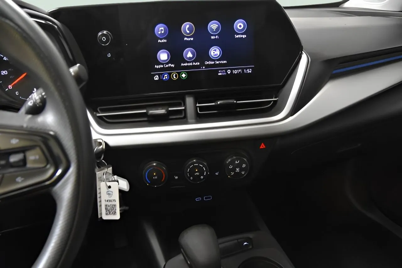 2024 Chevrolet Trax LS photo 28