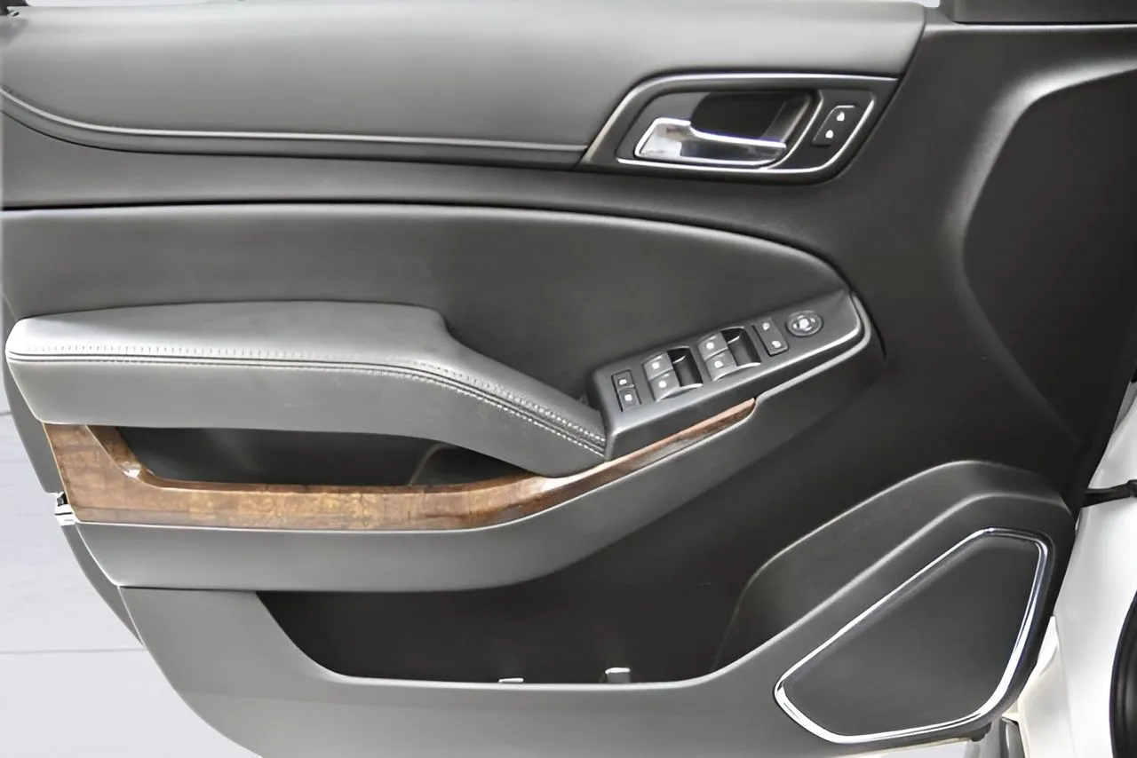 2020 Chevrolet Tahoe LS photo 5