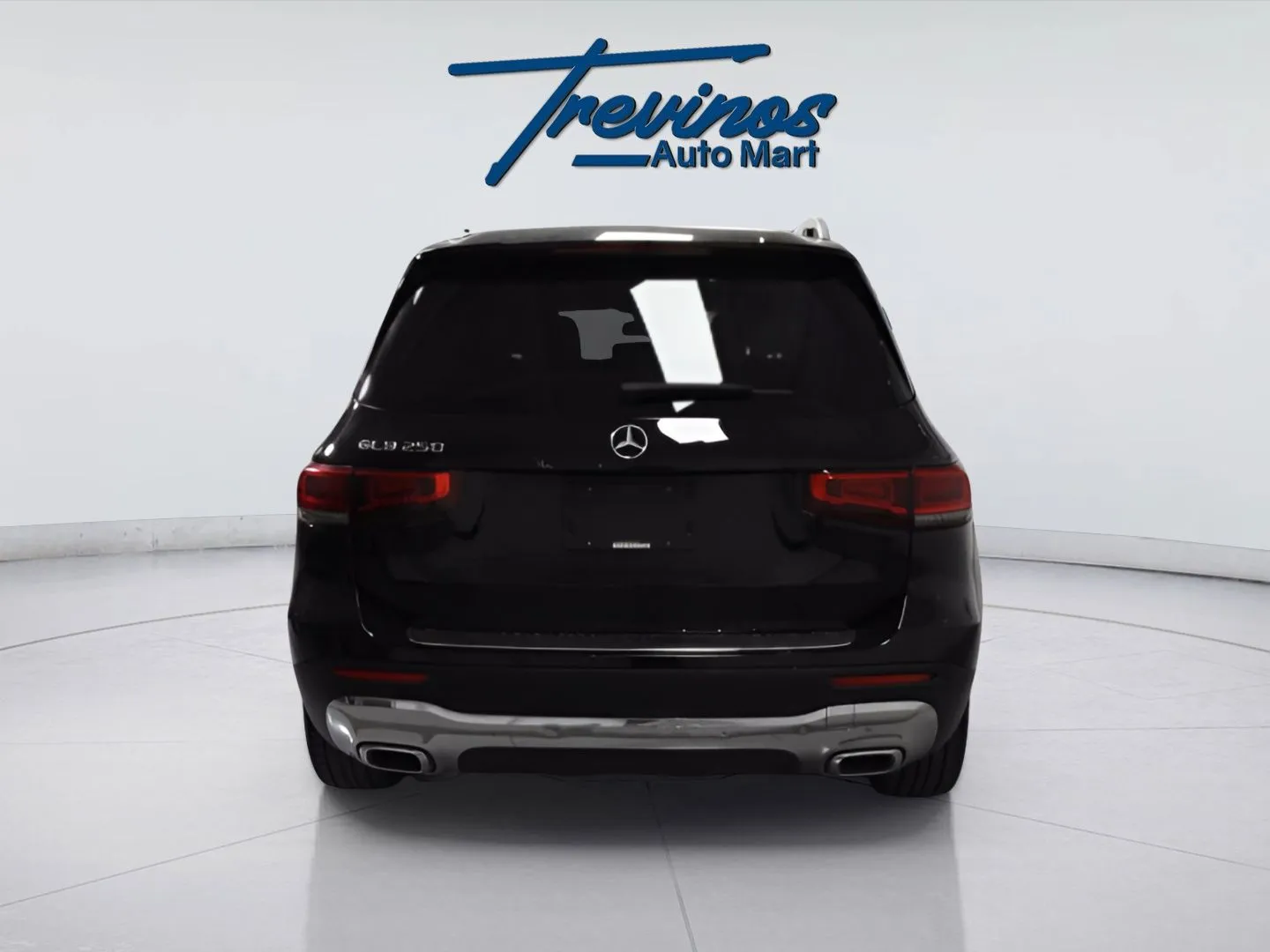 2021 Mercedes Benz GLB 250 photo 3
