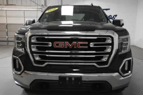 More photos of 2020 GMC Sierra 1500 SLT at Trevinos Auto Mart, TX