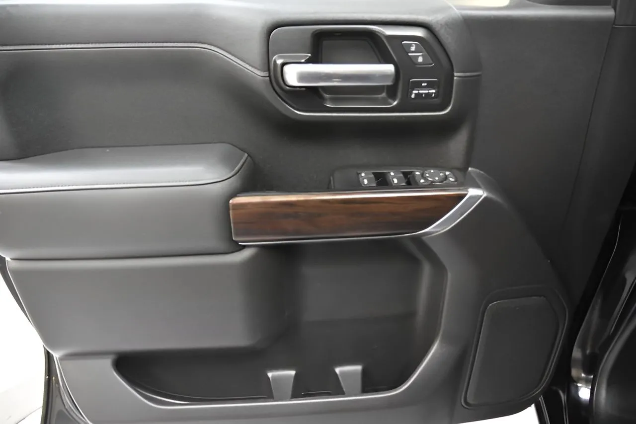 2020 Gmc Sierra 1500 SLT photo 2
