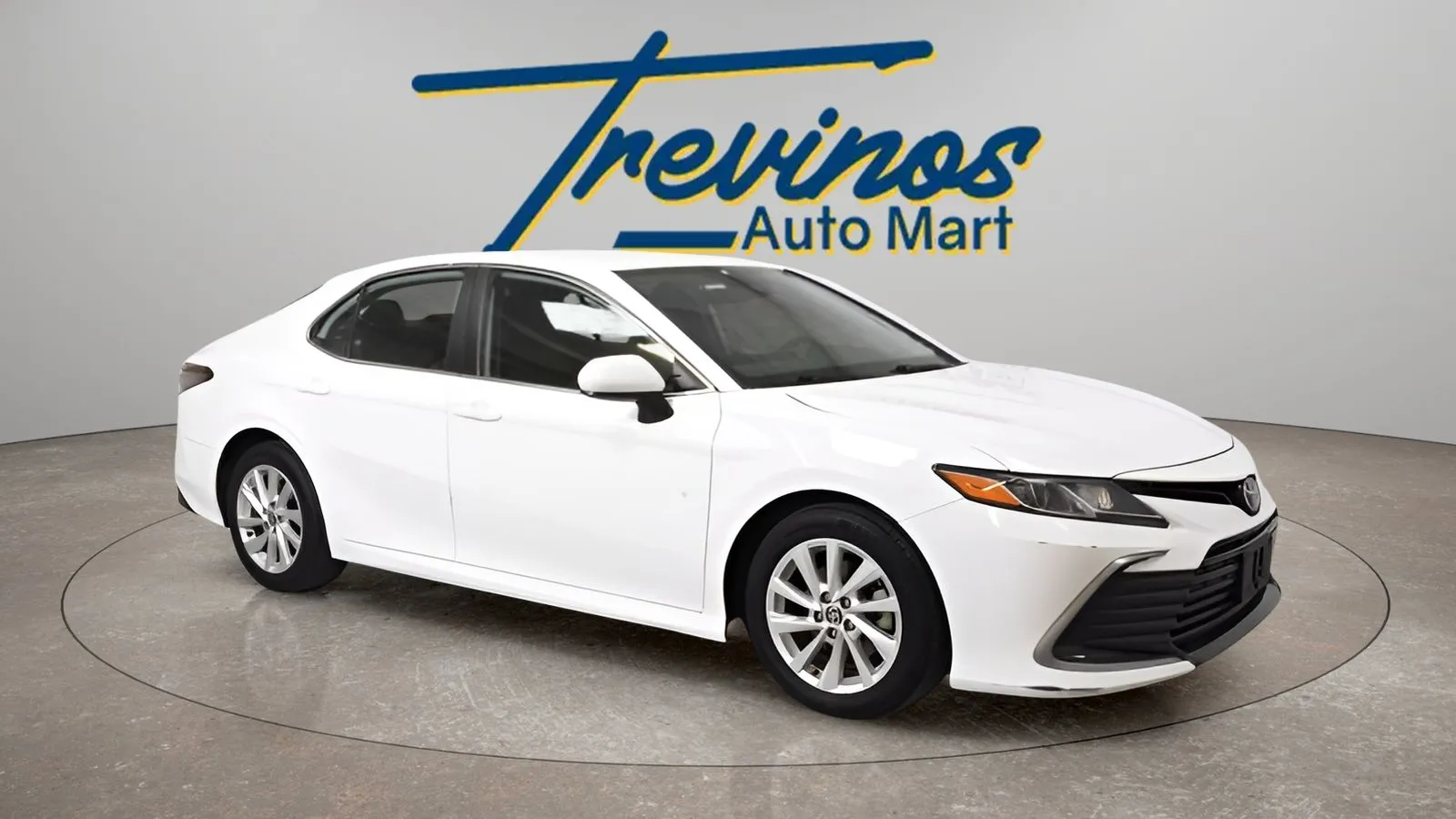 White 2022 Toyota Camry LE for sale in McAllen, TX