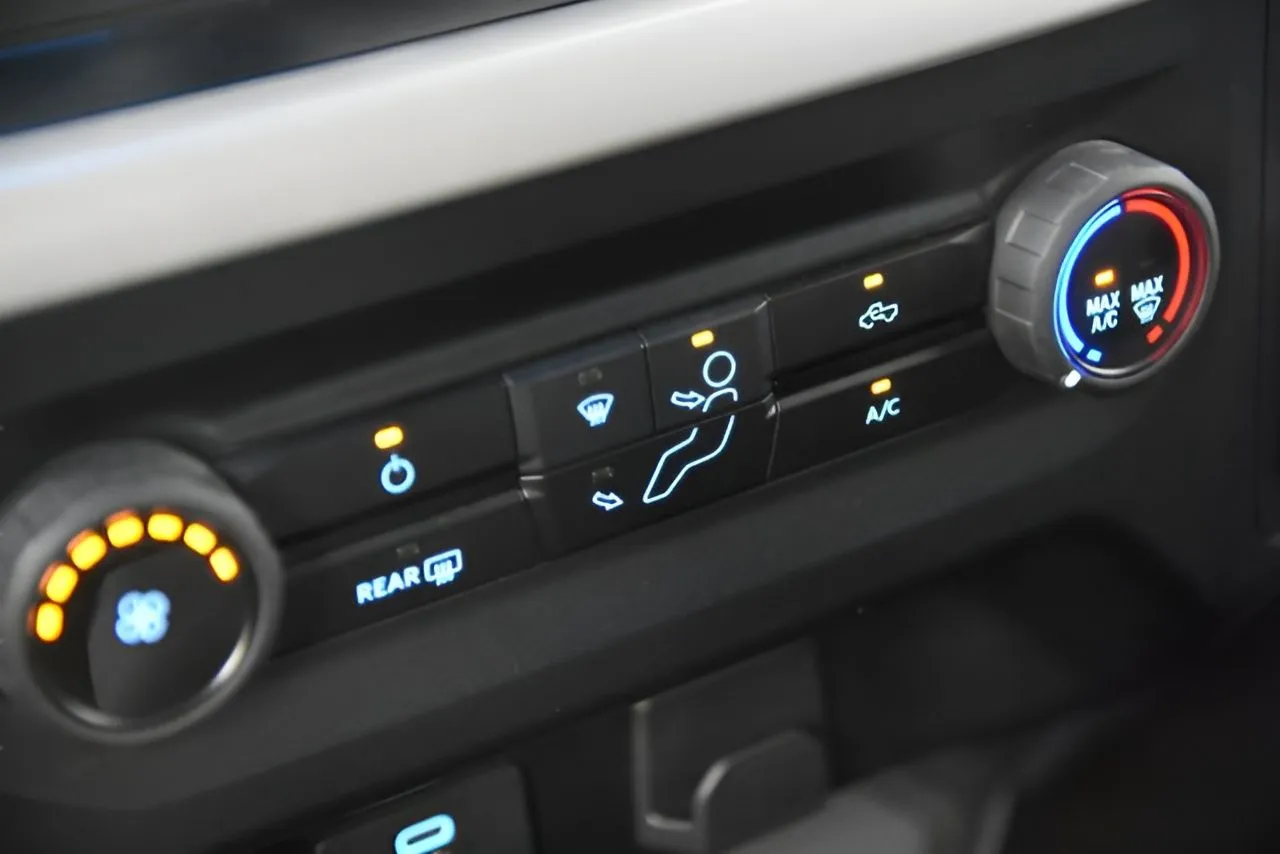 2023 Ford F-150 XLT photo 20