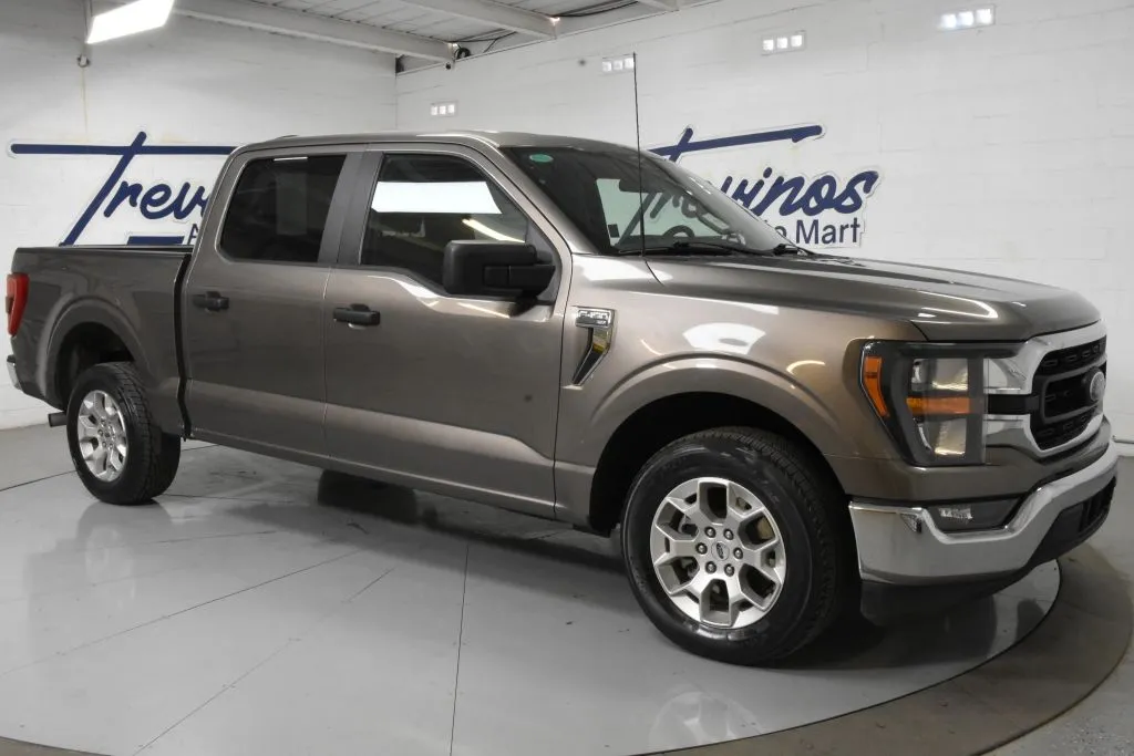 2023 Ford F-150 SuperCrew Cab XLT Pickup 4D 5 1/2 ft