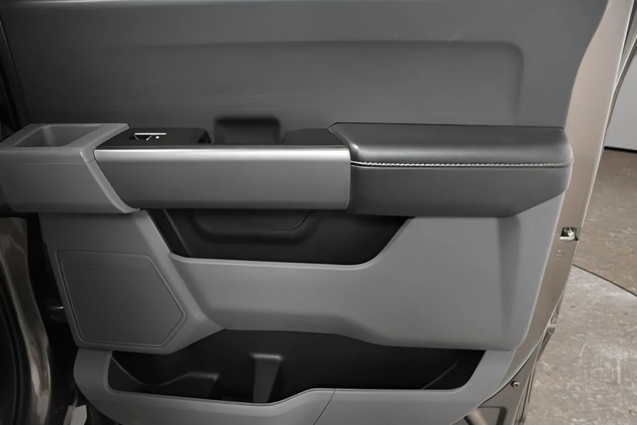 2023 Ford F-150 XLT - Photo 18