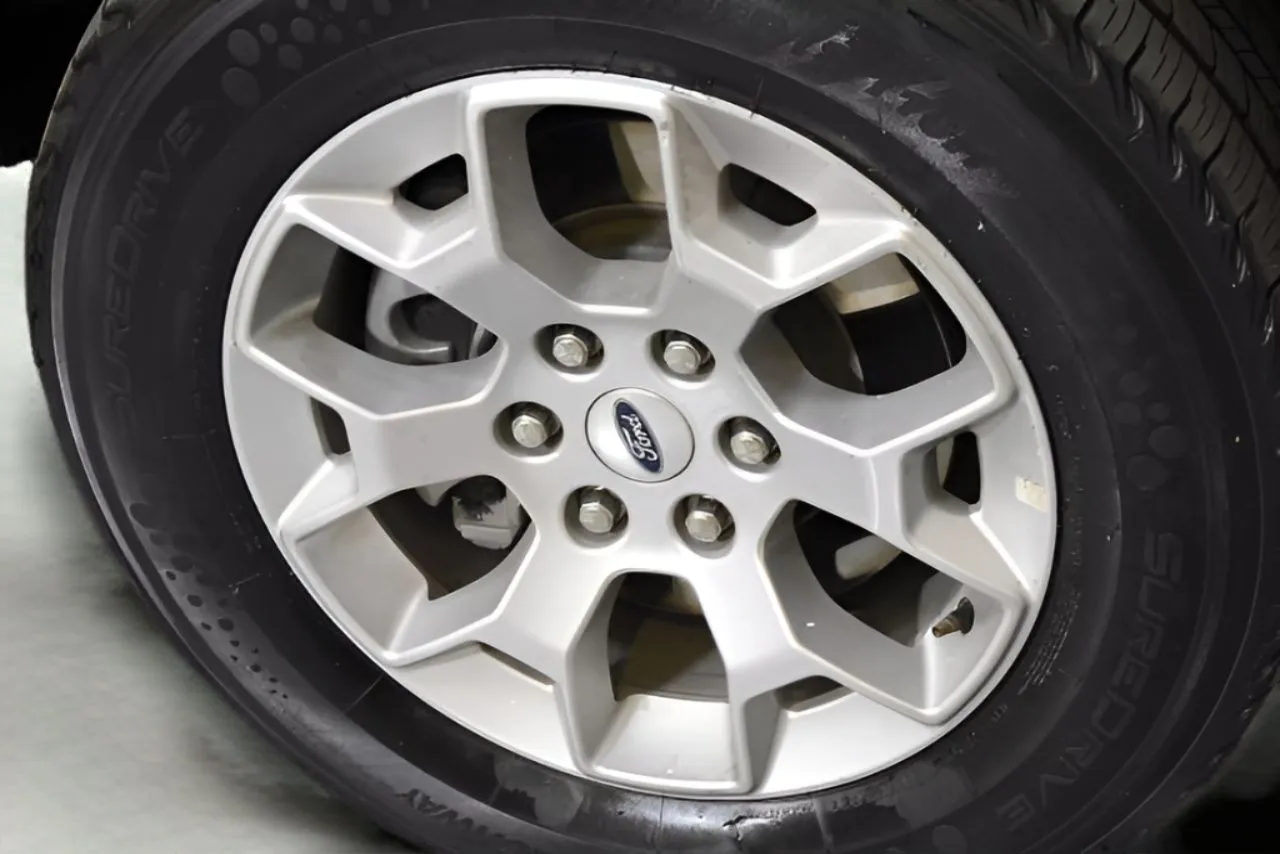 2023 Ford F-150 XLT photo 25