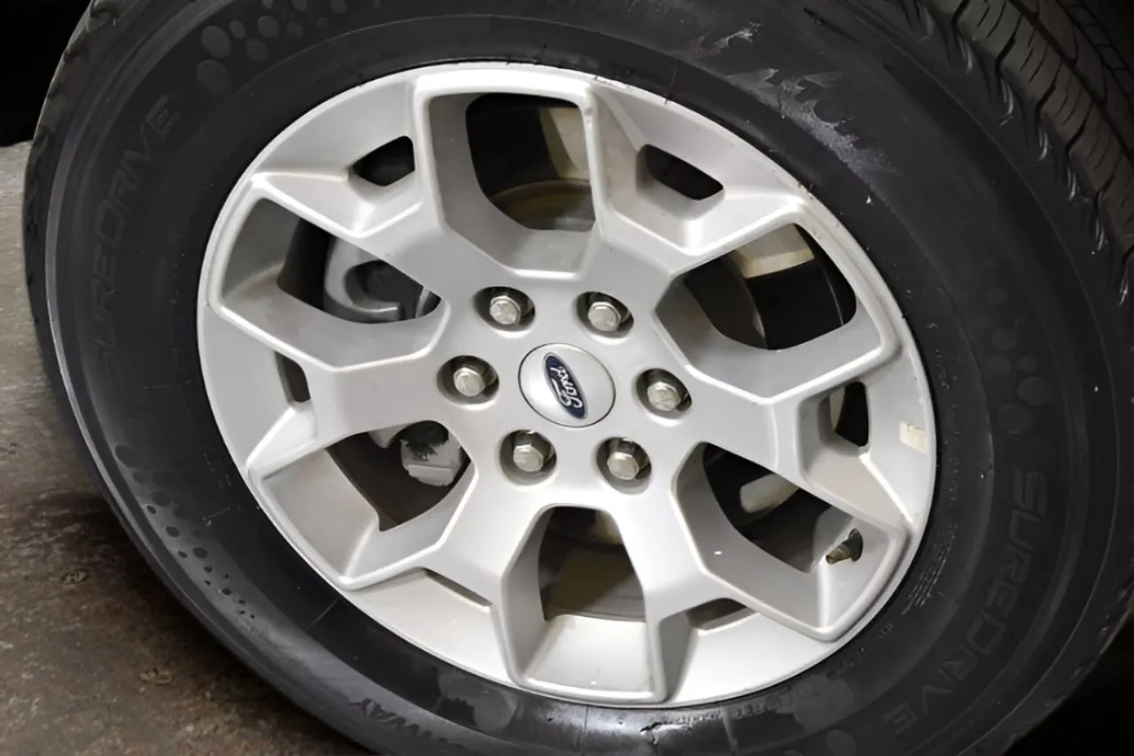 2023 Ford F-150 XLT - Photo 7