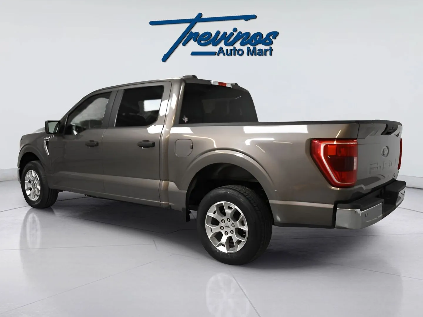 2023 Ford F-150 XLT photo 26