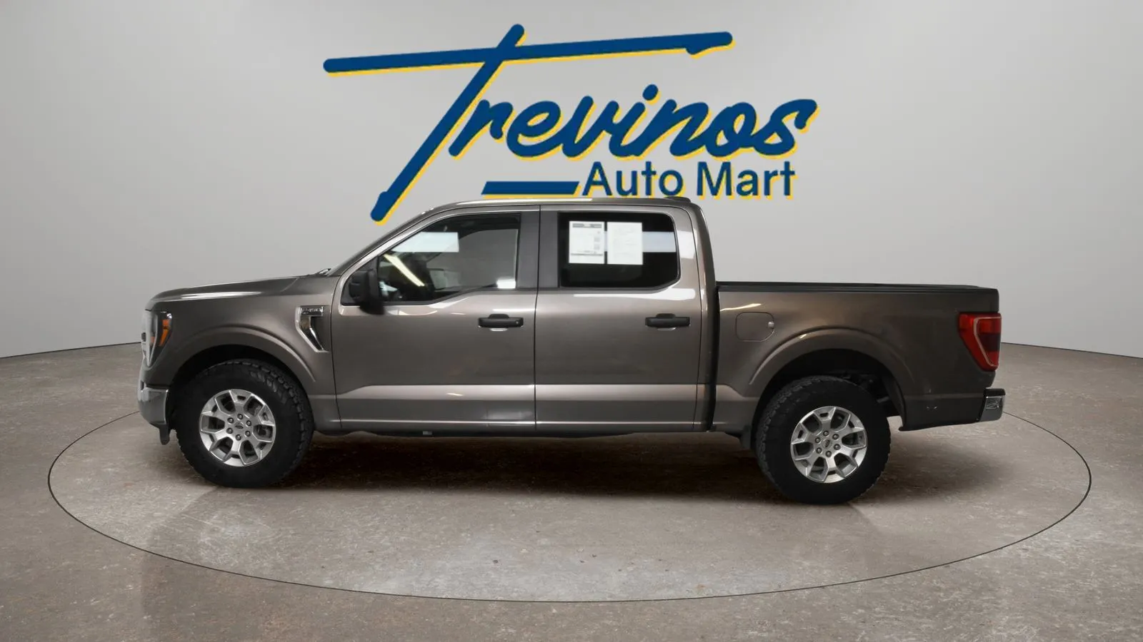 2023 Ford F-150 XLT - Photo 13