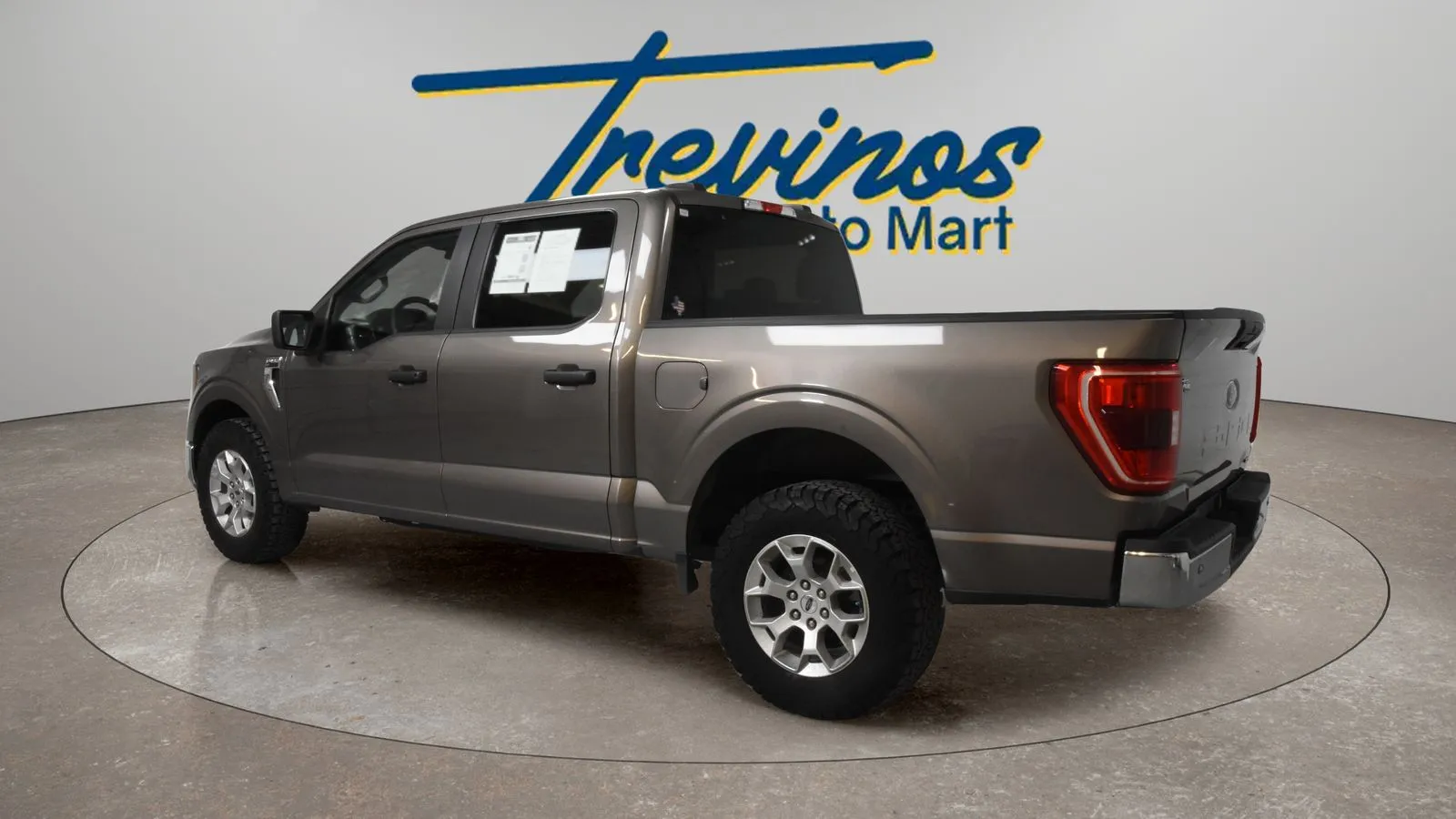 2023 Ford F-150 XLT - Photo 11