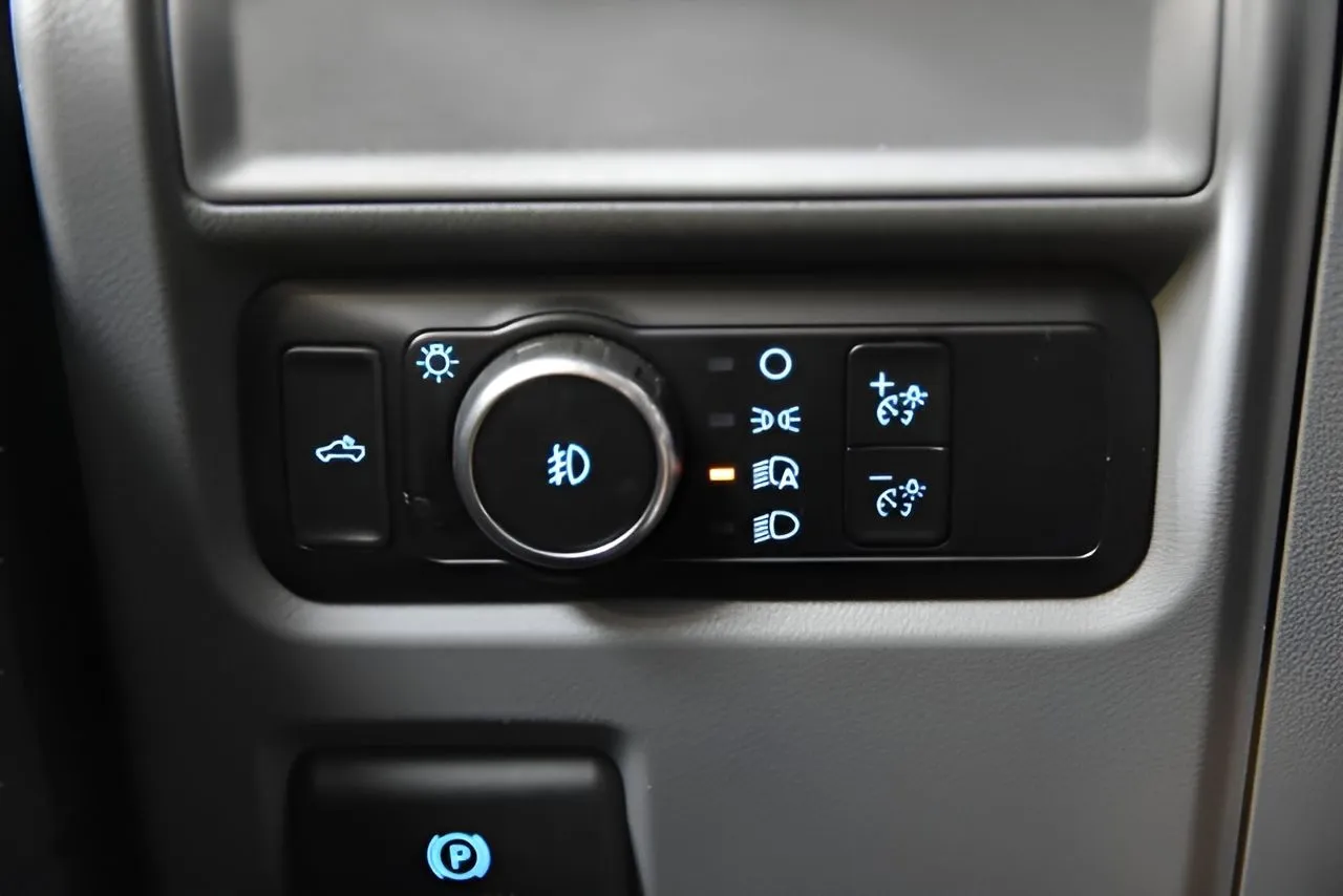 2023 Ford F-150 XLT - Photo 25