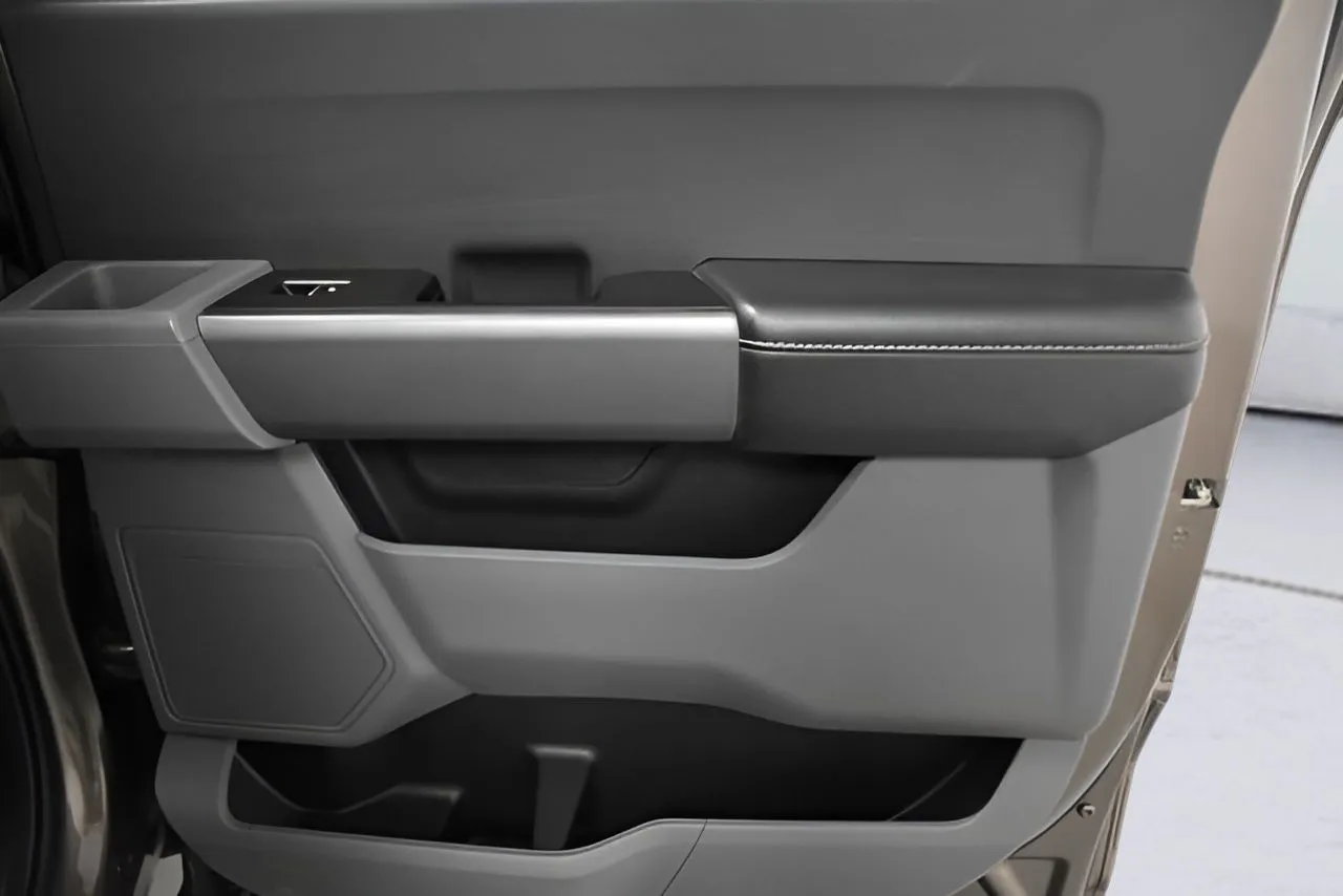 2023 Ford F-150 XLT - Photo 17
