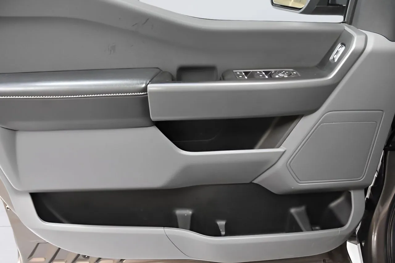 2023 Ford F-150 XLT - Photo 14