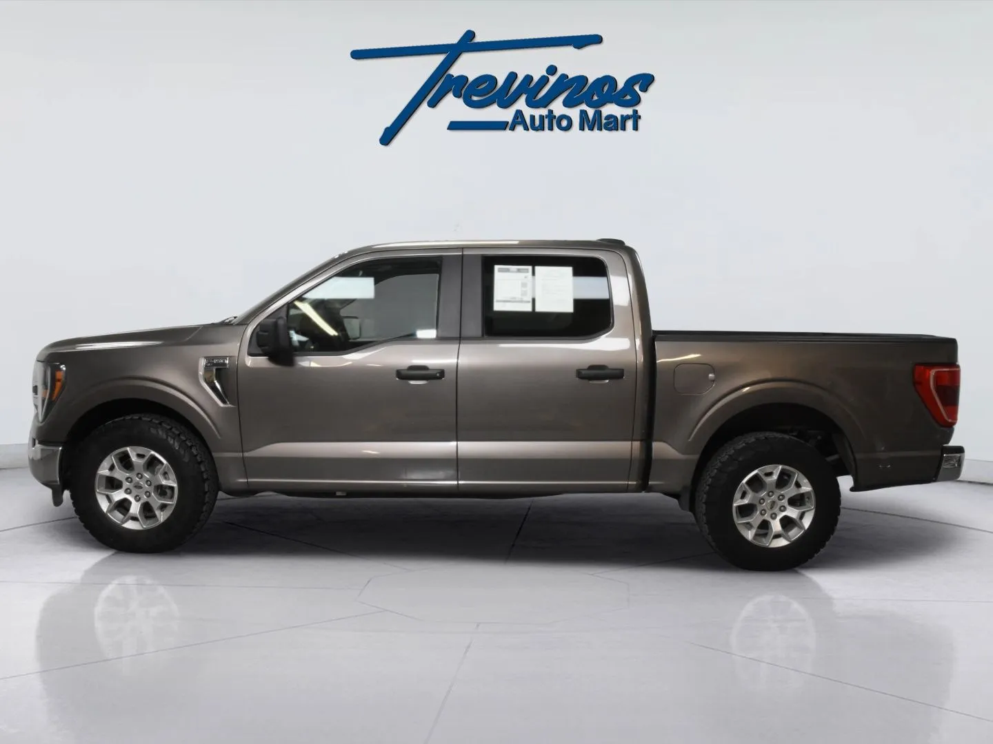 2023 Ford F-150 XLT - Photo 12