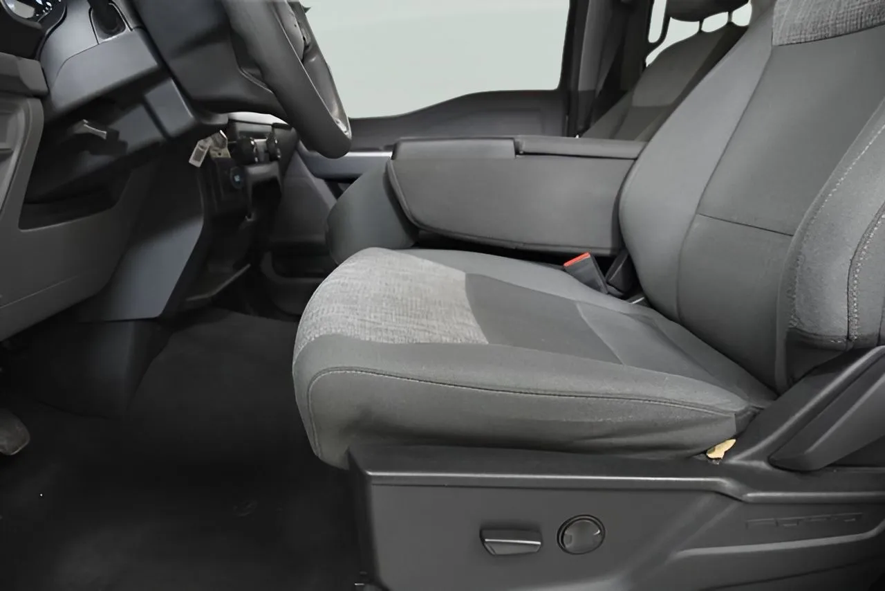 2023 Ford F-150 XLT - Photo 19