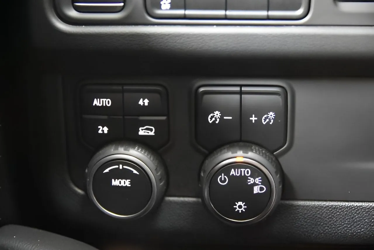 2023 Chevrolet Tahoe LT photo 22