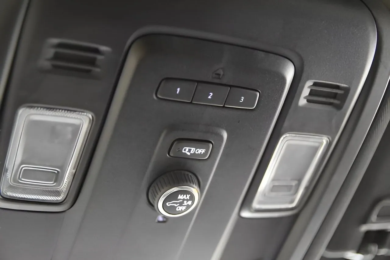 2023 Chevrolet Tahoe LT photo 39