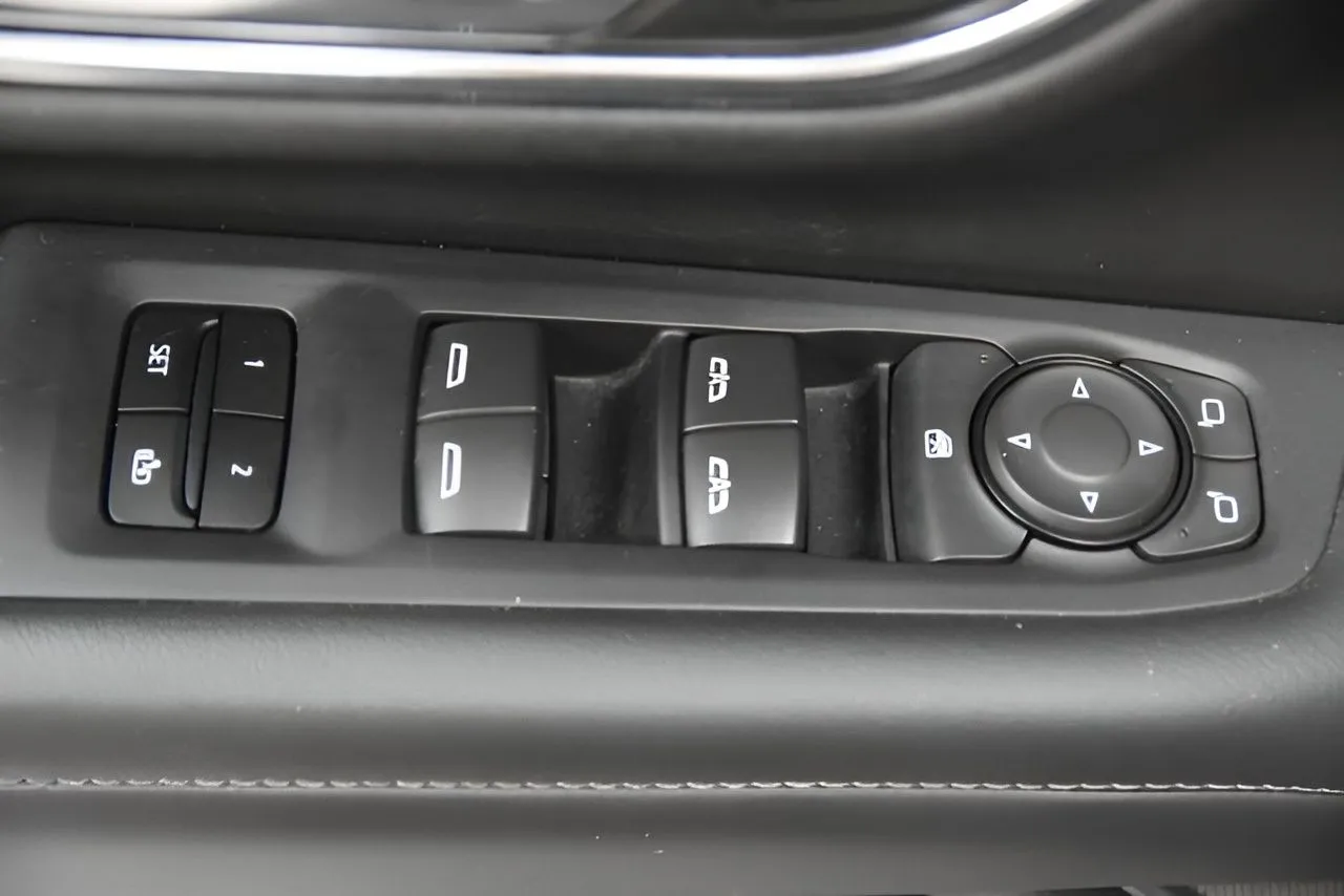 2023 Chevrolet Tahoe LT photo 20