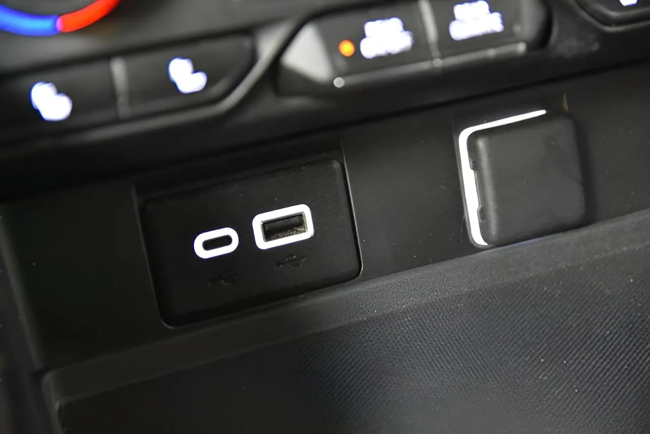 2023 Chevrolet Tahoe LT photo 10