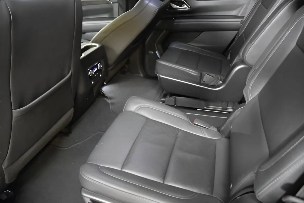 2023 Chevrolet Tahoe LT photo 26