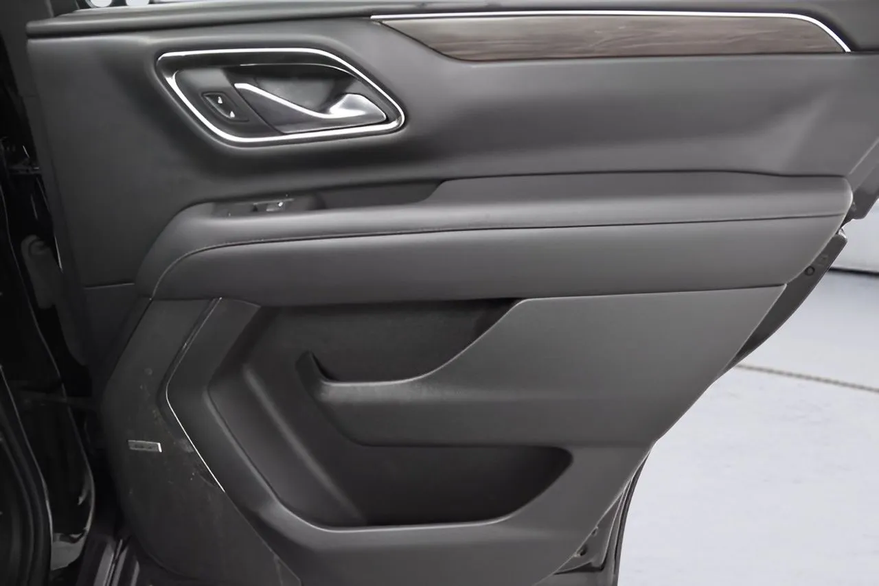 2023 Chevrolet Tahoe LT photo 34