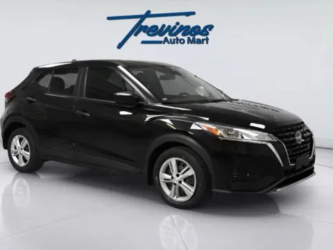 Black 2022 Nissan Kicks S for sale in McAllen, TX