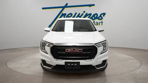 More photos of 2024 GMC Terrain SLE at Trevinos Auto Mart, TX