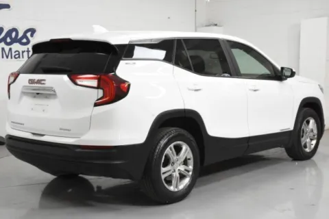 Photos of 2024 GMC Terrain SLE for sale in McAllen, TX at Trevinos Auto Mart
