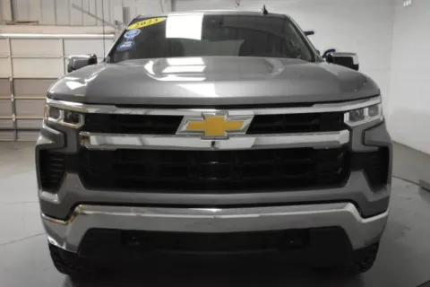 More photos of 2023 Chevrolet Silverado 1500 LT at Trevinos Auto Mart, TX